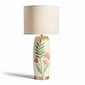 Tafellamp met bloemenmotief keramisch materiaal en een afmeting van 35 x 35 x 65cm